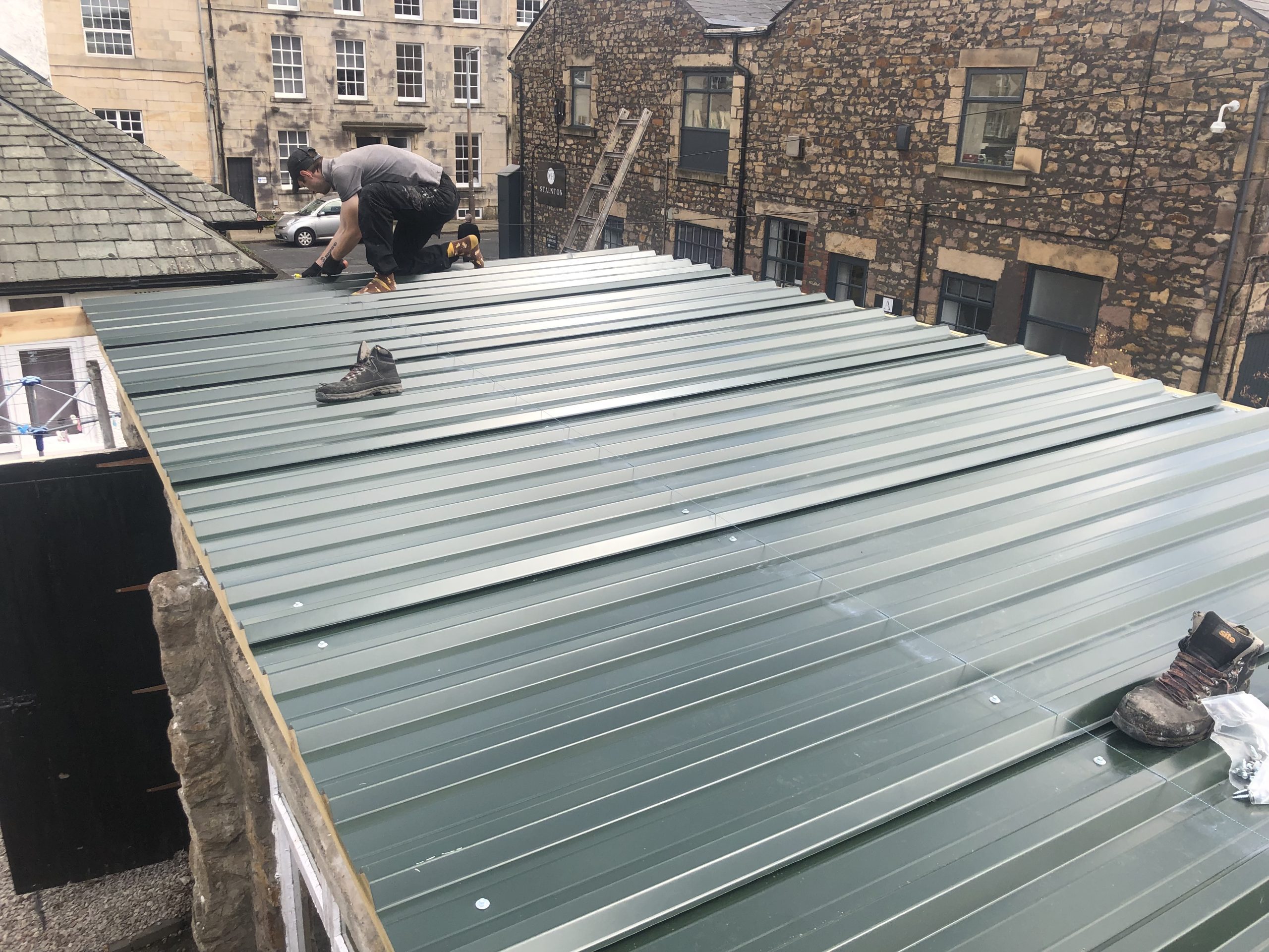 installing metal roof